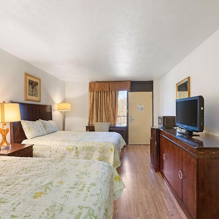Williamsburg Suites エクステリア 写真