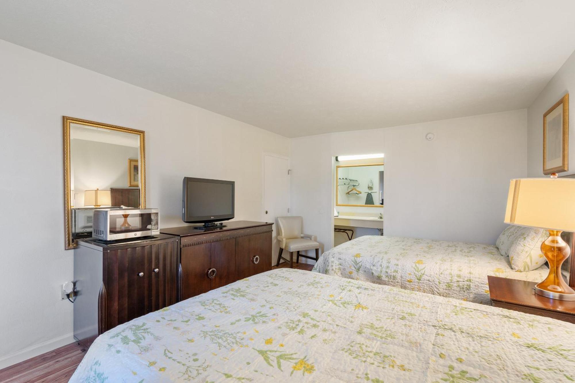 Williamsburg Suites エクステリア 写真