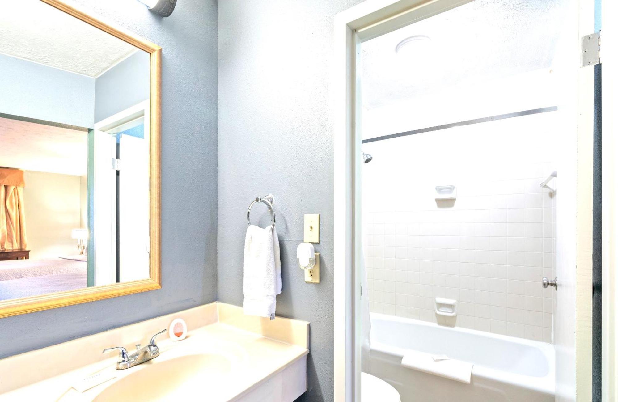 Williamsburg Suites エクステリア 写真